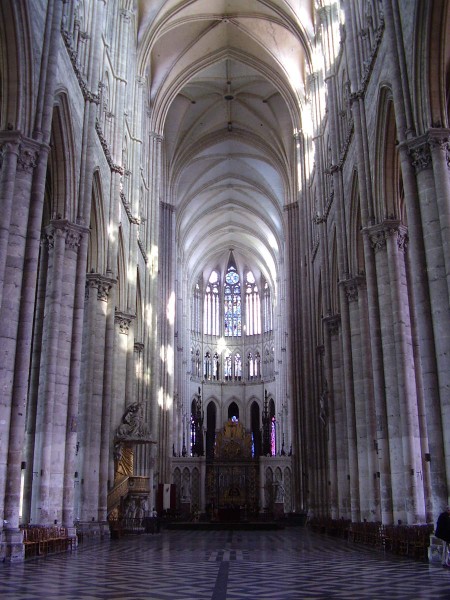Image 1610_amiens_cathedral_interior.jpg