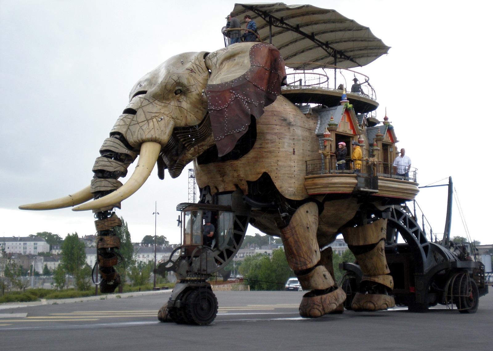 Image 1810_nantes_elephant_p7070132.jpg