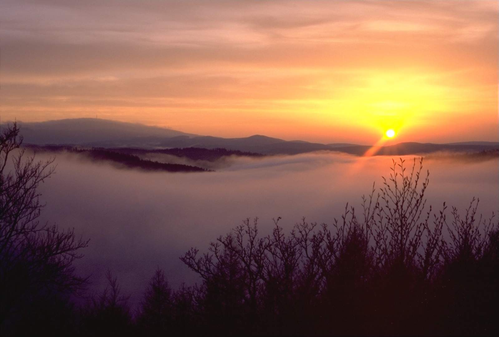Image 0030_brockensunsetviewfromscharfenstein.jpg