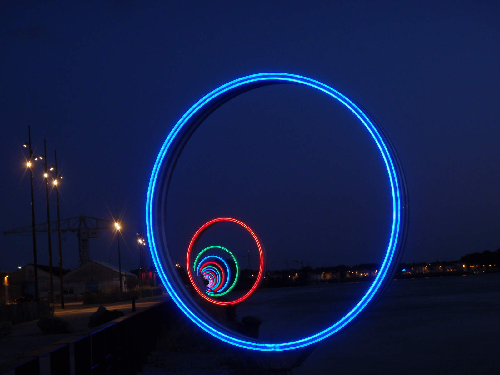 Image 1830_nantes_rings_p7070353.jpg