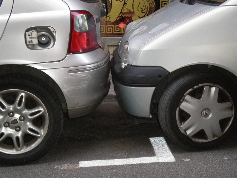 Image 1840_nantes_cars.jpg