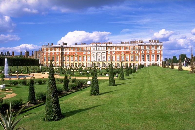 Image 2290_Hamptoncurt.jpg