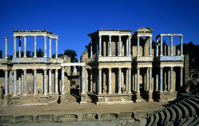 Image 4905_MeridaAncientRomanTheatre.jpg