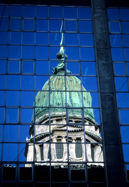 Image 9031_ArgentineCongressMirroredInCongressLibrary.jpg